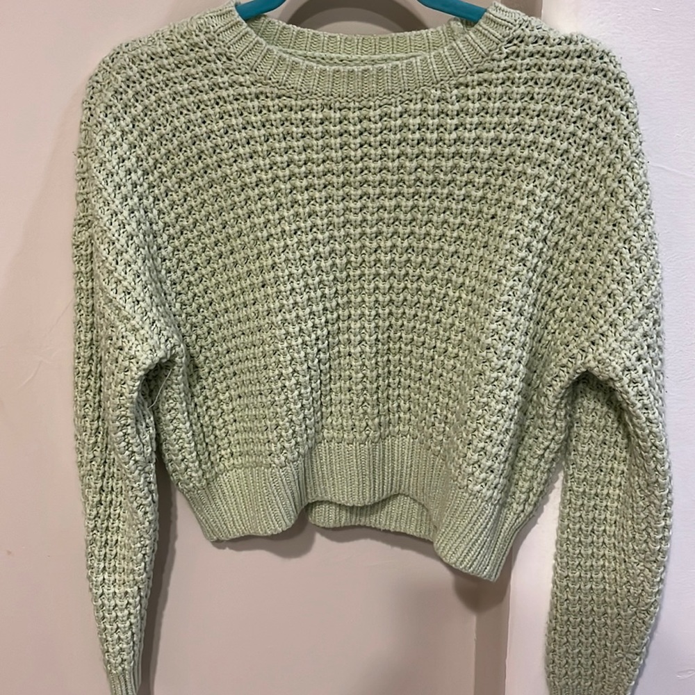 Pacsun woman’s sweater